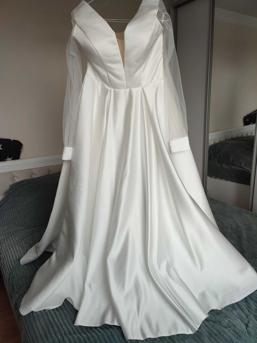 Продам весільну сукню або здам в оренду