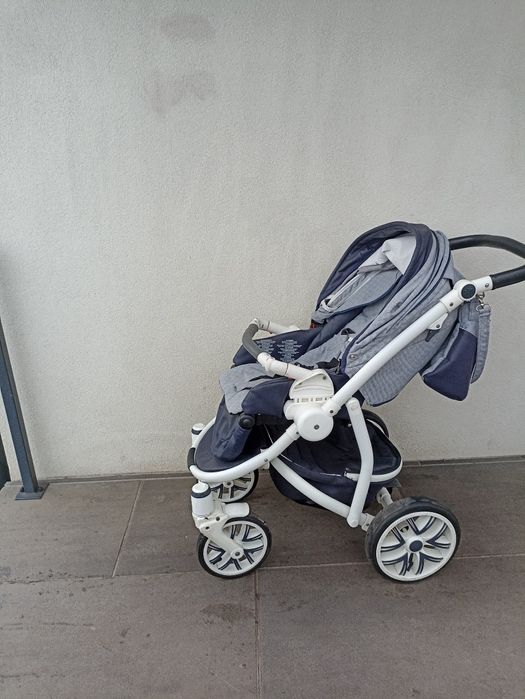 Wózek 3/1 Bebetto Torino z fotelikiem cybex