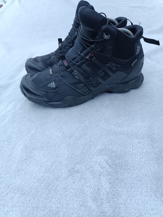 Мужские кроссовки ботинки Adidas Gore tex р43
