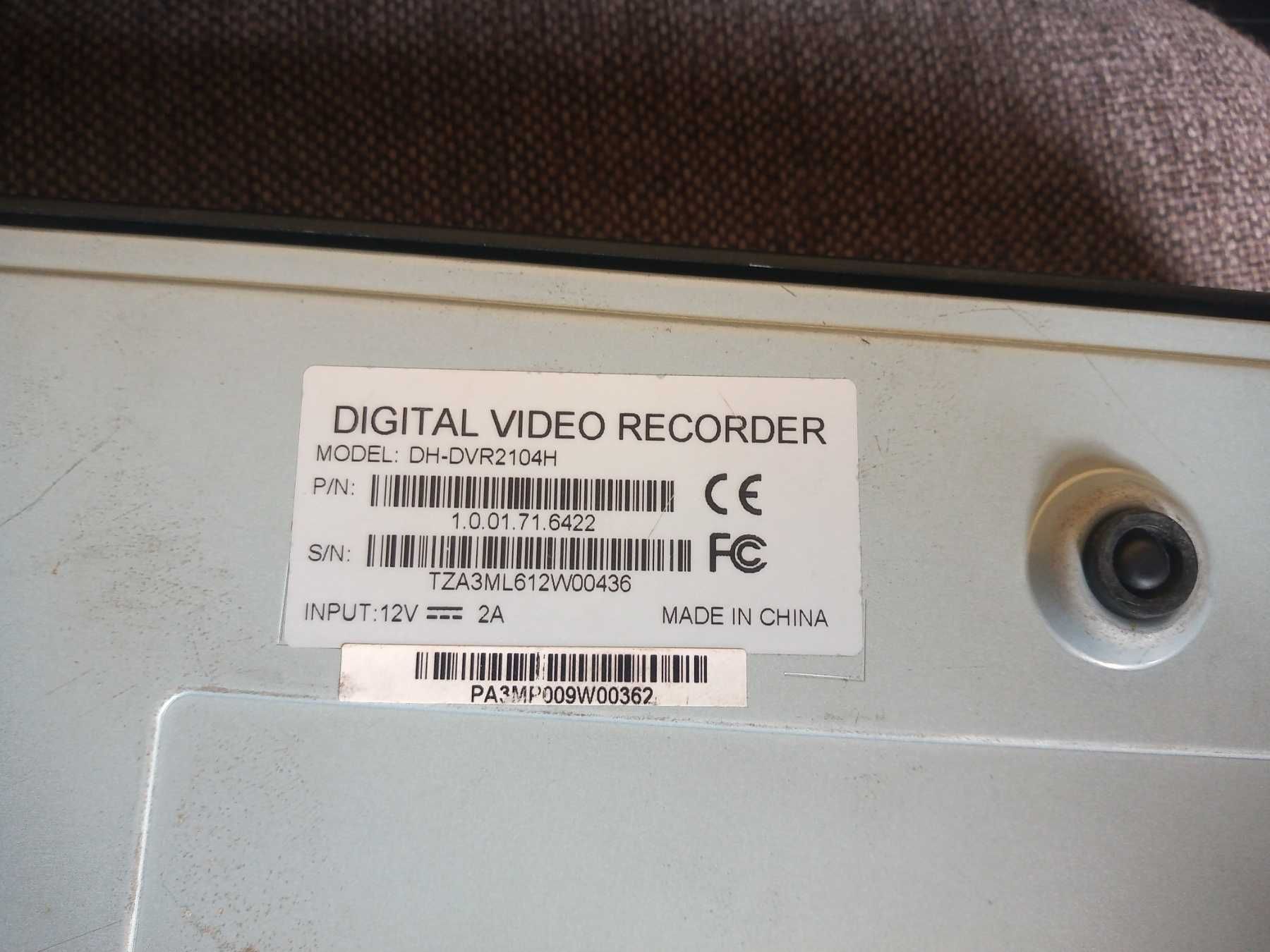Видеорегистратор на 4 камеры,Dahua DH-DVR2104H+жосткий диск вкомплекте