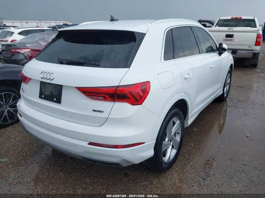 2020 Audii Q3 Premium