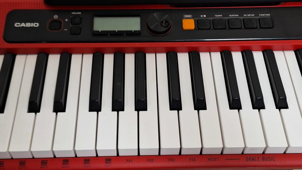 Синтезатор піаніно CASIO CT-S200RD!!! + ПОДАРУНКИ.