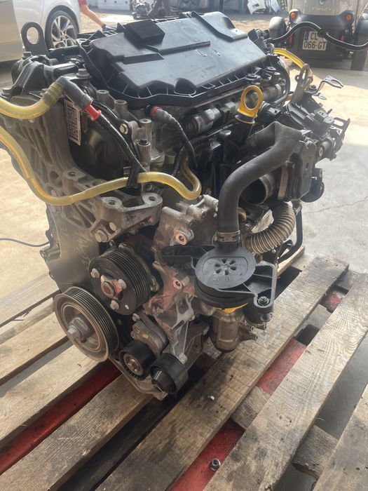 Silnik kompletny 2.0 dci M9R A 630 Renault Trafic II Vivaro Primastar