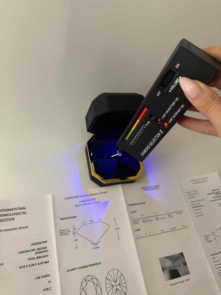 Pierścionek z diamentem 1 ct VVS2 D, certyfikat IGI, z brylantem