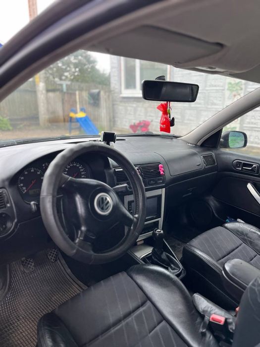 Продам Golf 4 1.6