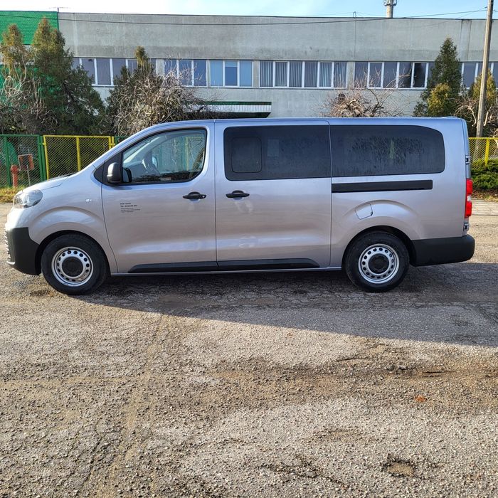 Wynajem busa 9os. Z kierowcą lub bez