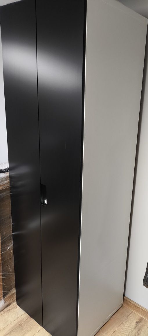 Szafa wysoka Ikea stuva