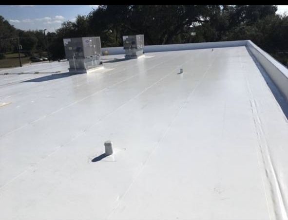 ПВХ мембрана, монтаж плоскої покрівлі