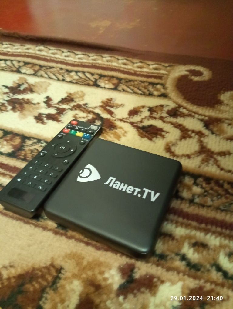 Продам приставку android lanet TV 3 модель iNeXT tv3