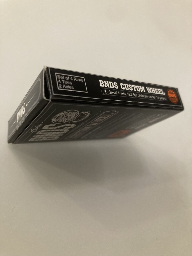 Gumowe koła 1:64 BNDS 8,0-9,8mm hot wheels custom tuning