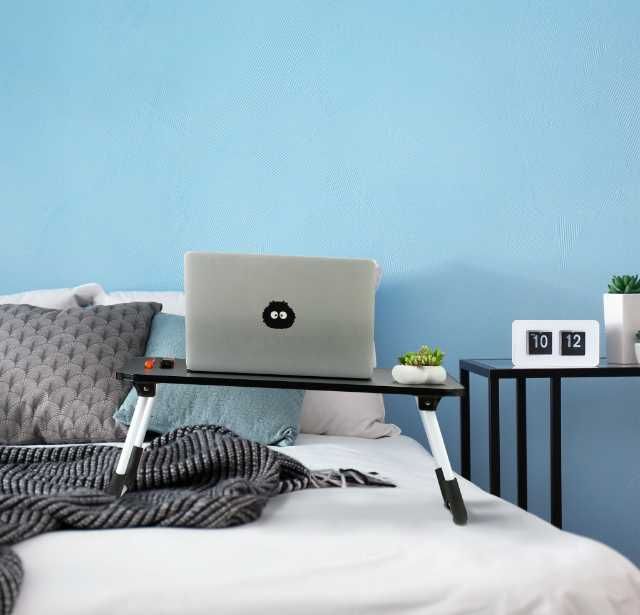 Stolik  na laptop do łóżka -taca