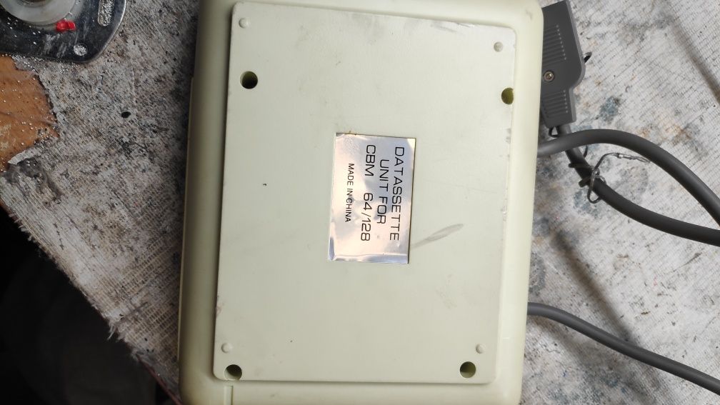 Magnetofon kasety Comodore 64 DZWOŃ