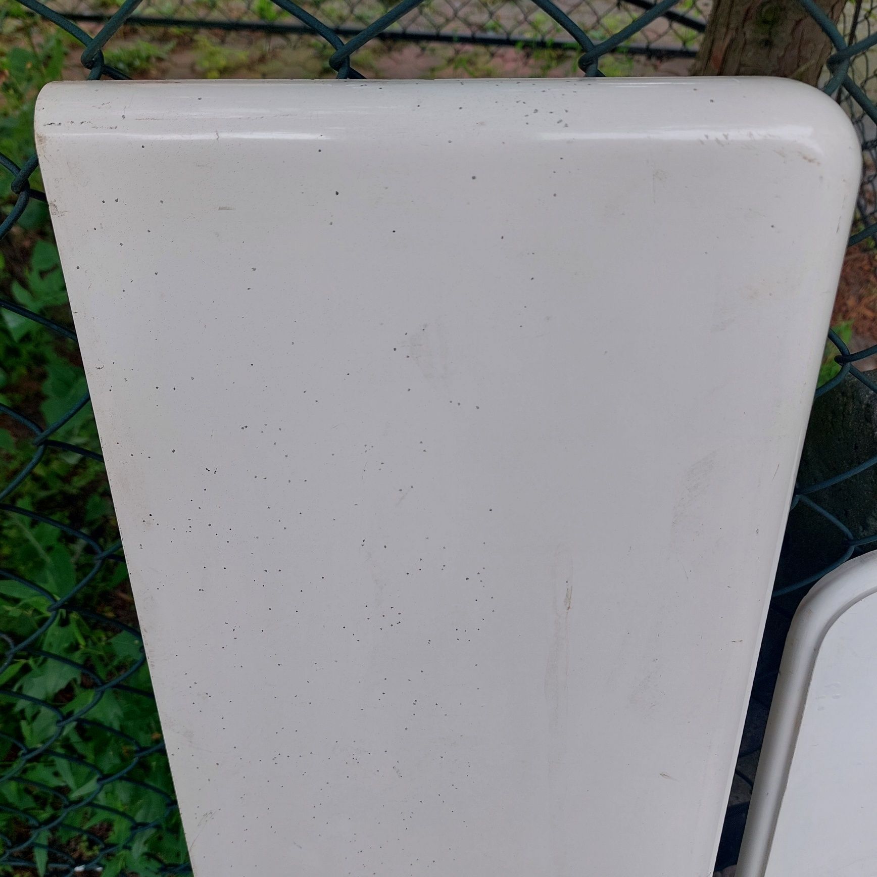 Białe parapety konglomerat