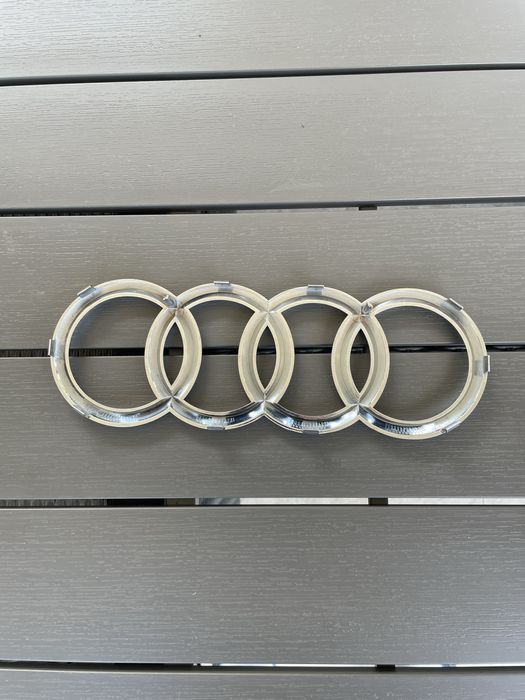 Емблема, значок, шильдик Audi
