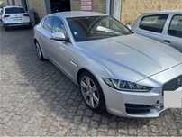 Jaguar XE motor avariado