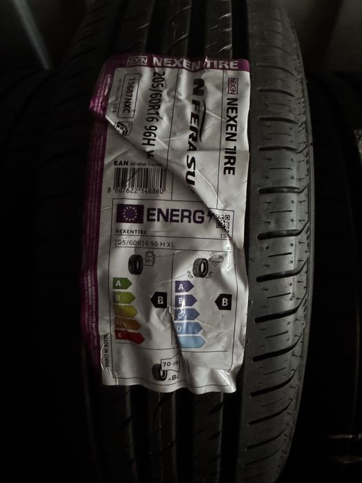 Lote Vários Pneus Novos Pesados/Ligeiros