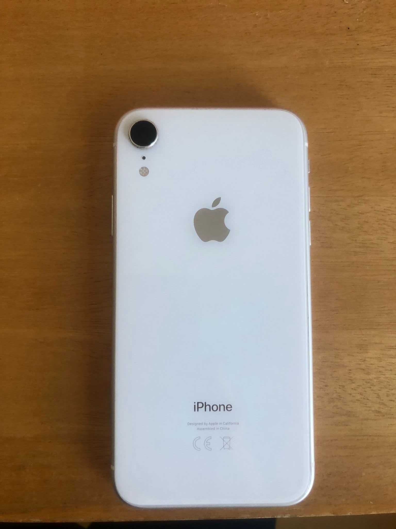 Iphone XR Branco Usado