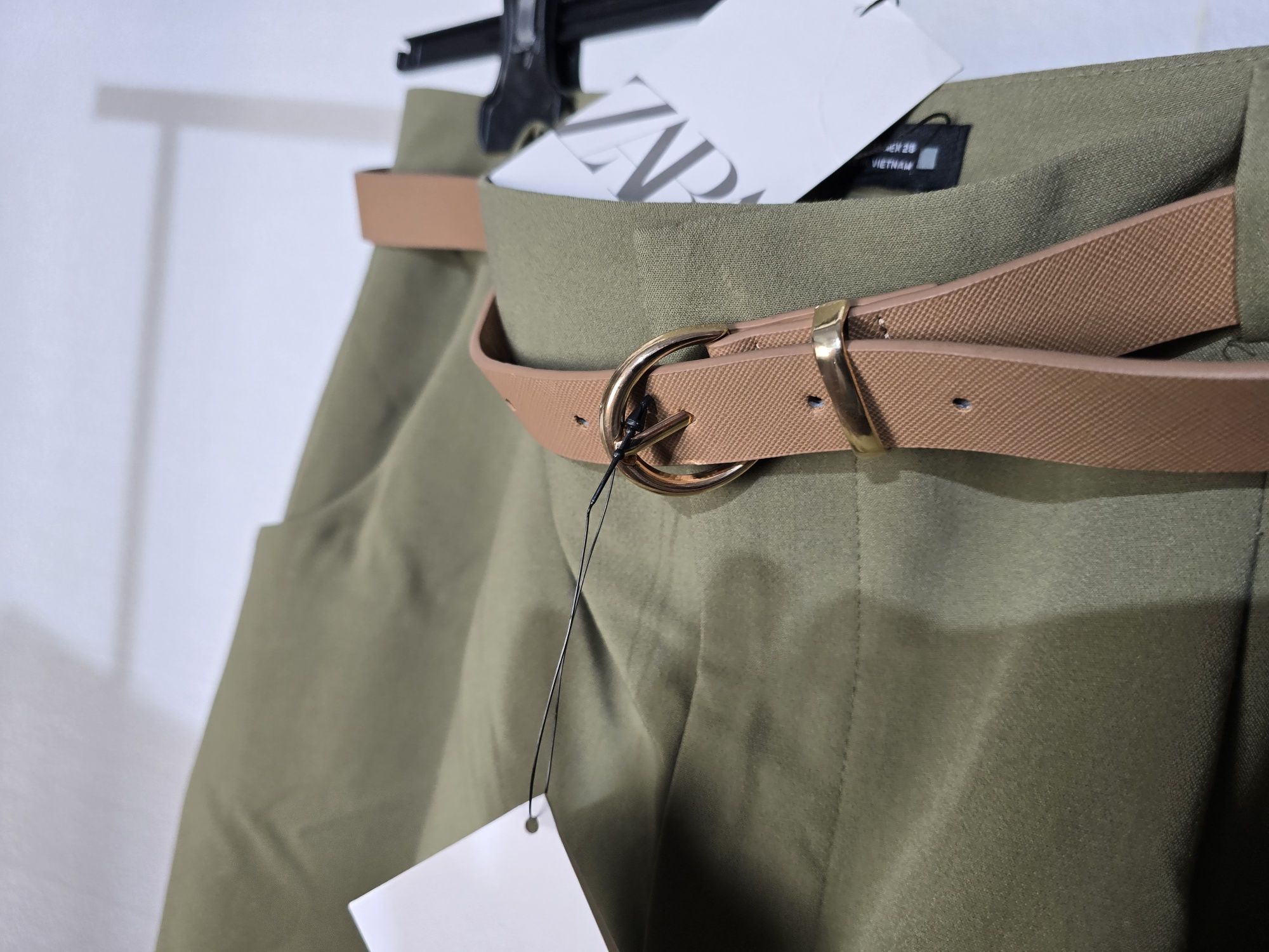 Calças da Zara novas tamanho M