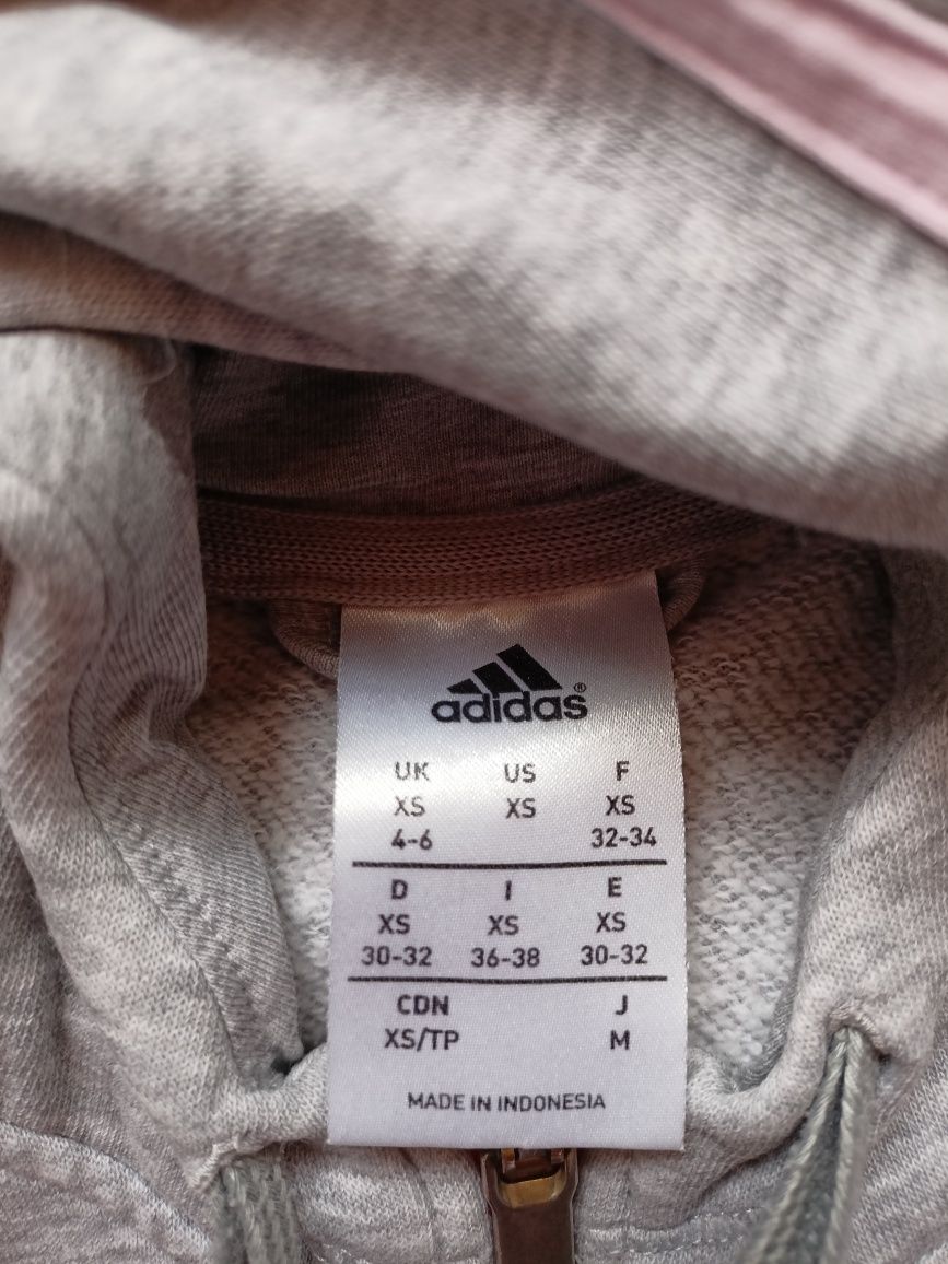 Спортивный женский костюм Adidas