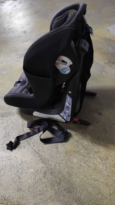 Cadeira infantil para automóvel Chicco com sistema ISOFIX