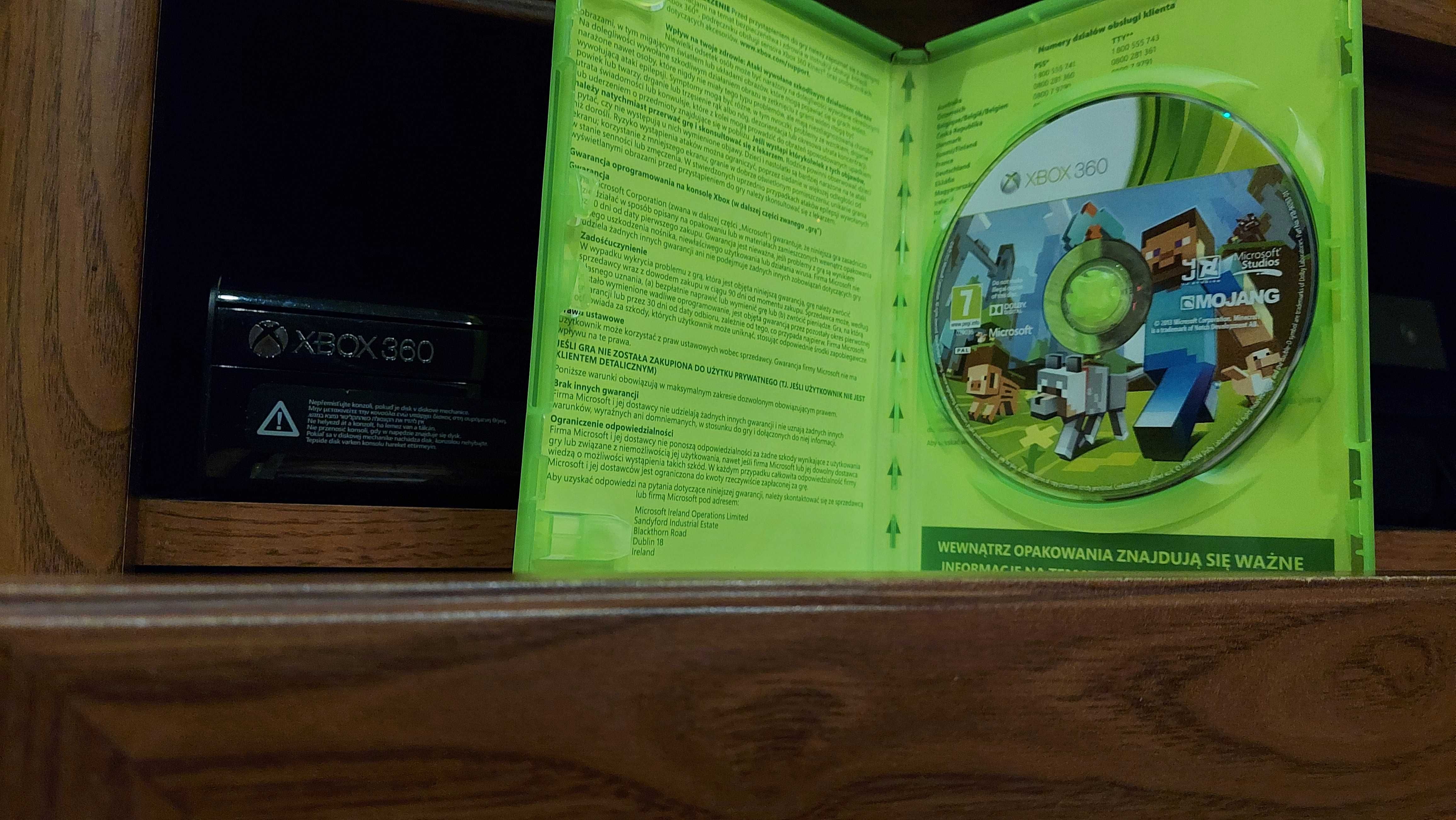 Gra Minecraft na konsolę Xbox 360. Wersja pudełkowa zawierająca DVD