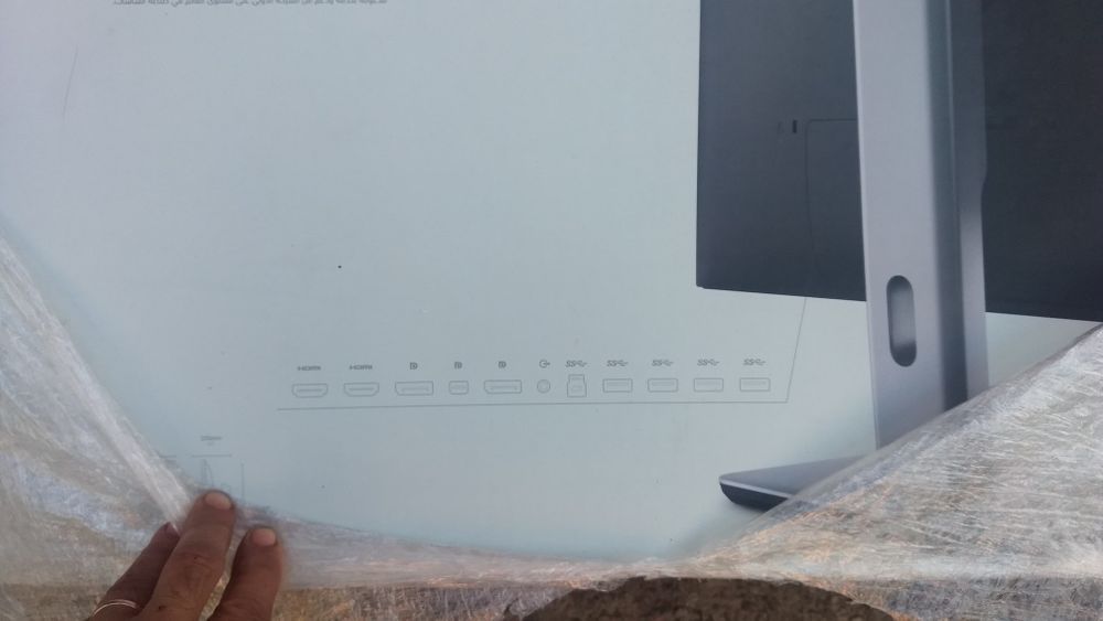 Монитор Большой Dell-27 с разрешение 2К почти новый .