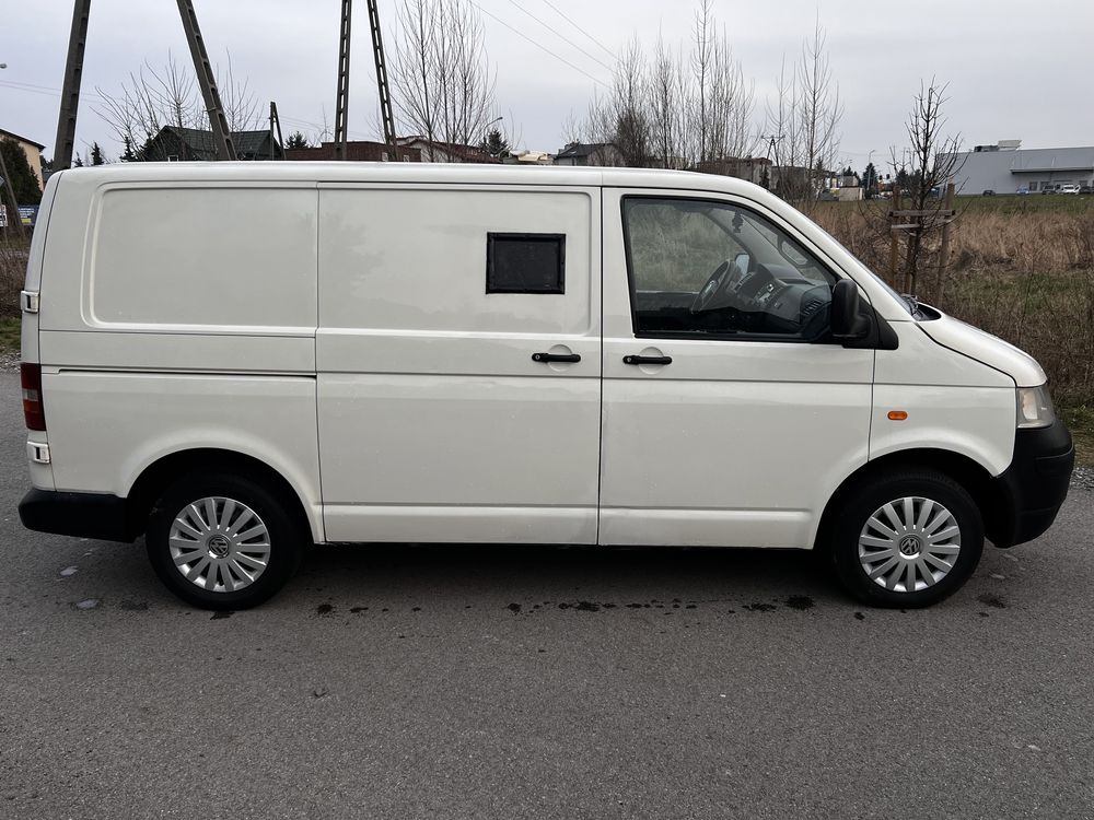 Vw T5 Transporter T5 1.9TDI 2004r **sprawny gotowy do pracy **