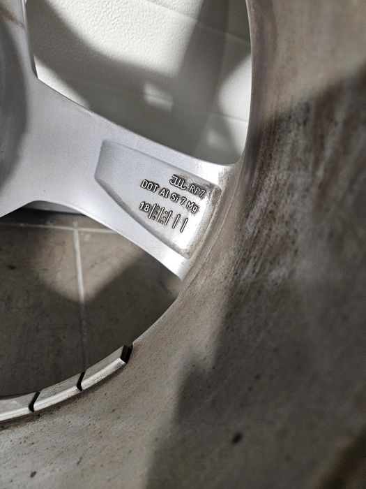Koła oryginalne AUDI Ronal AUDI A4 B9 2019 rok 5x112 7,5J R17 Et38