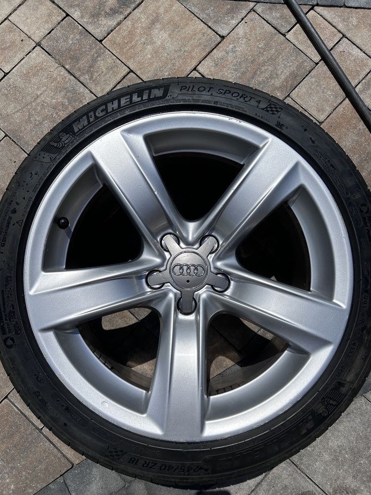 Felgi 18 Audi a3 a4 a5 a6 5x112 8.5j et29