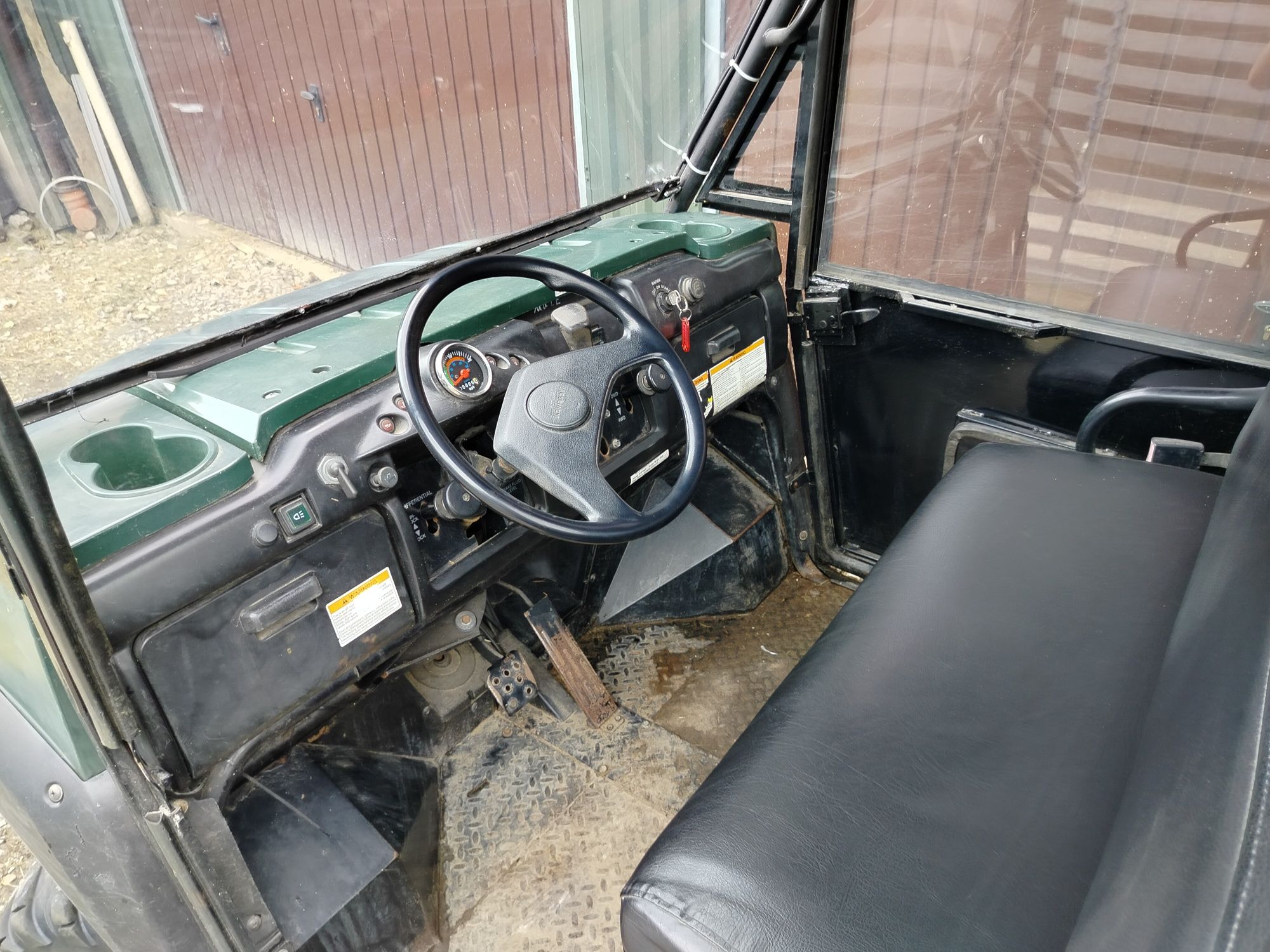 Kawasaki Mule 4x4 – pojazd użytkowy terenowy