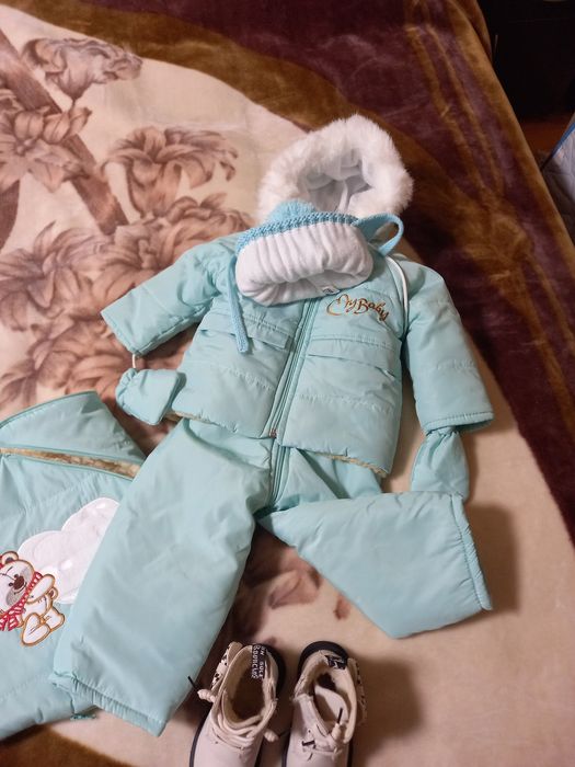 Зимній комбінезон