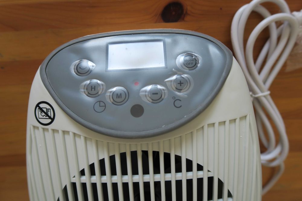 Aquecedor Termoventilador Elétrico com telecontrolo - Novo