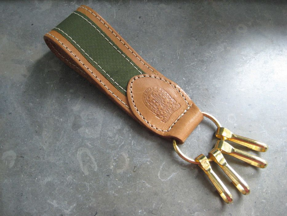 Porta Chaves Banco Fonsecas Burnay,em pele, 1980