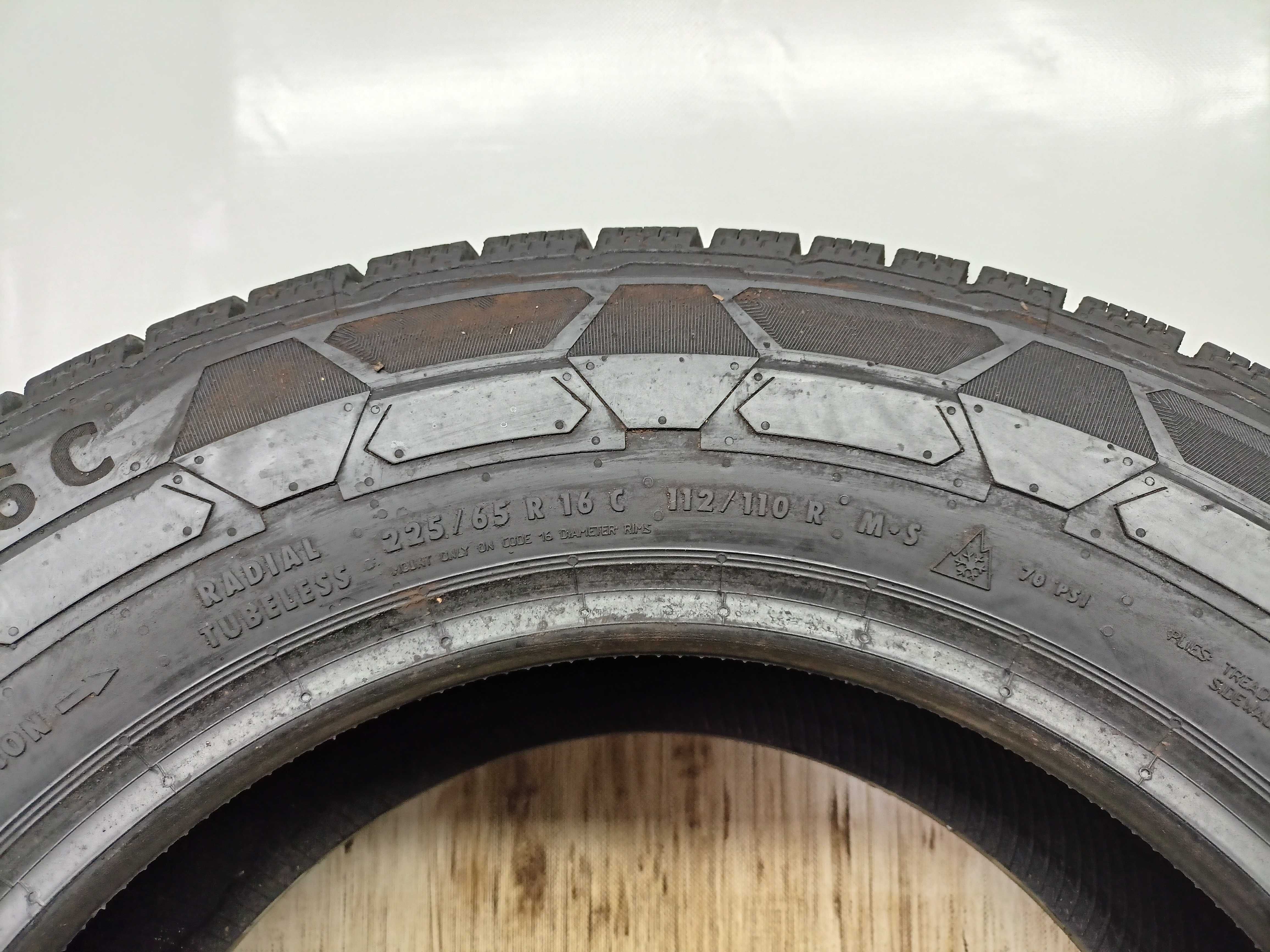 Continental VanContactWinter 225/65/16C 2021rok 112/110R 9,4mm (2296)