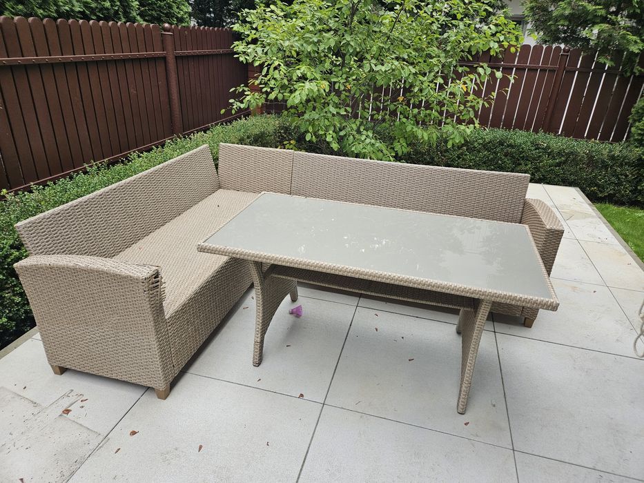 Sprzedam używane meble ogrodowe z technorattanu