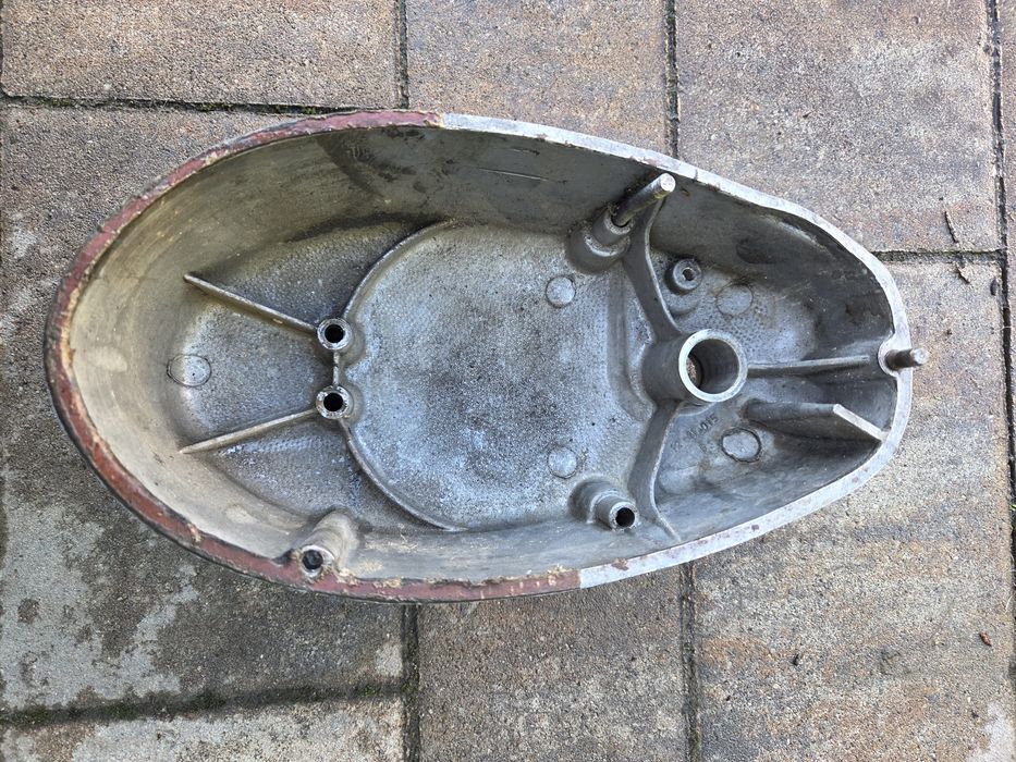 Pokrywa silnika mz ts, mz es.