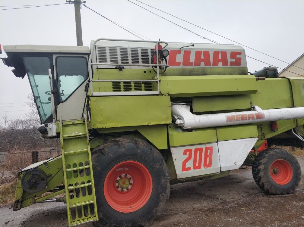 Продам  комбайн  Claas mega 208-1