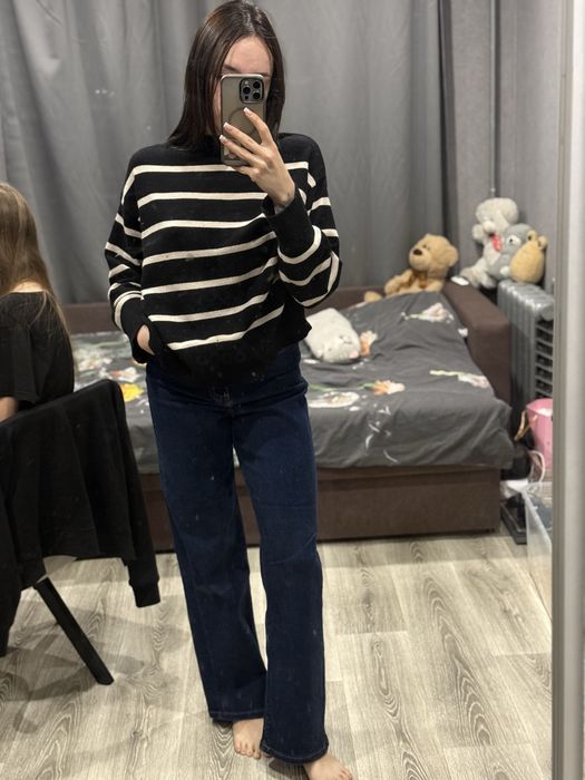 Джинси прямі.