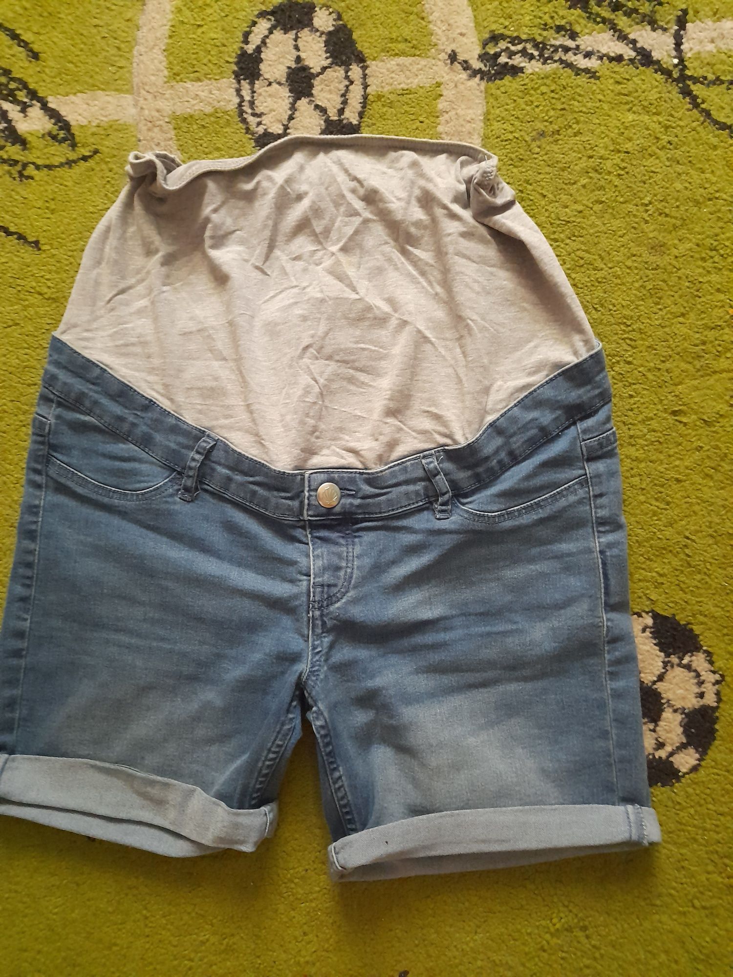 Ciążowe krótkie spodenki jak nowe  esmara 40 rozm.