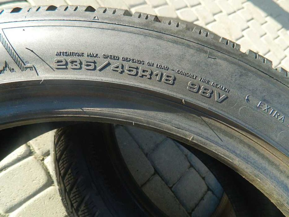 Шина колеса резина R18 235/45 Dunlop Winter Sport5 2шт Зима