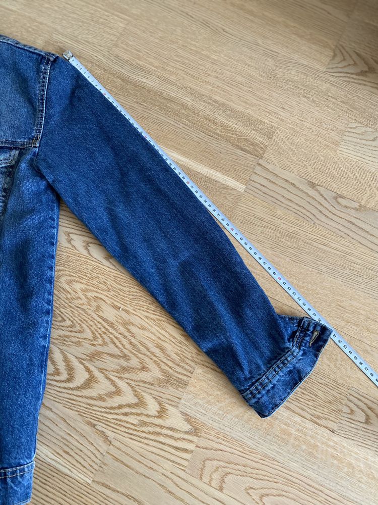 Куртка джинсова фірмова STRADIVARIUS, розмір S, утеплена