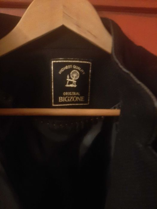 Casaco Bigzone preto Tam XL Pagamento só por transferência bancária