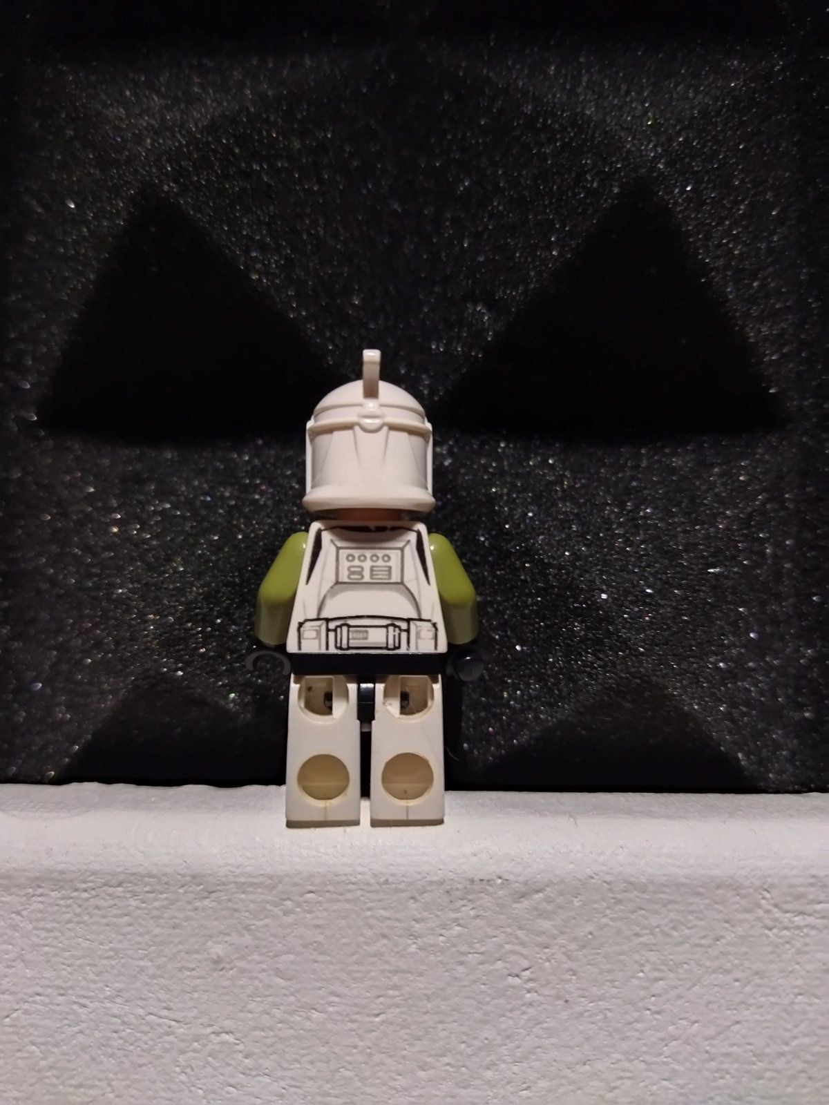 Lego Star Wars - Clone Trooper Sergeant (Phase 1) minifigures