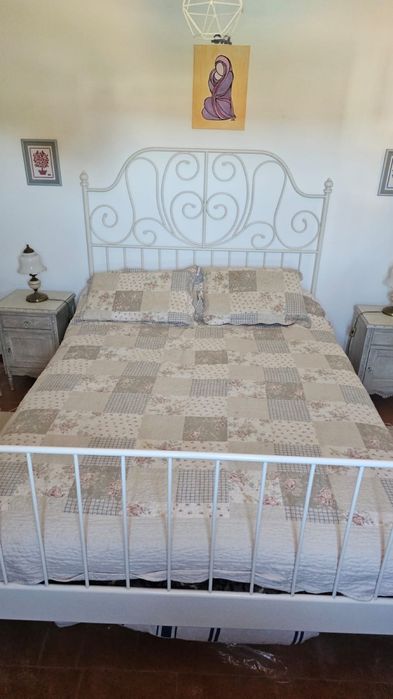 Cama com colchão