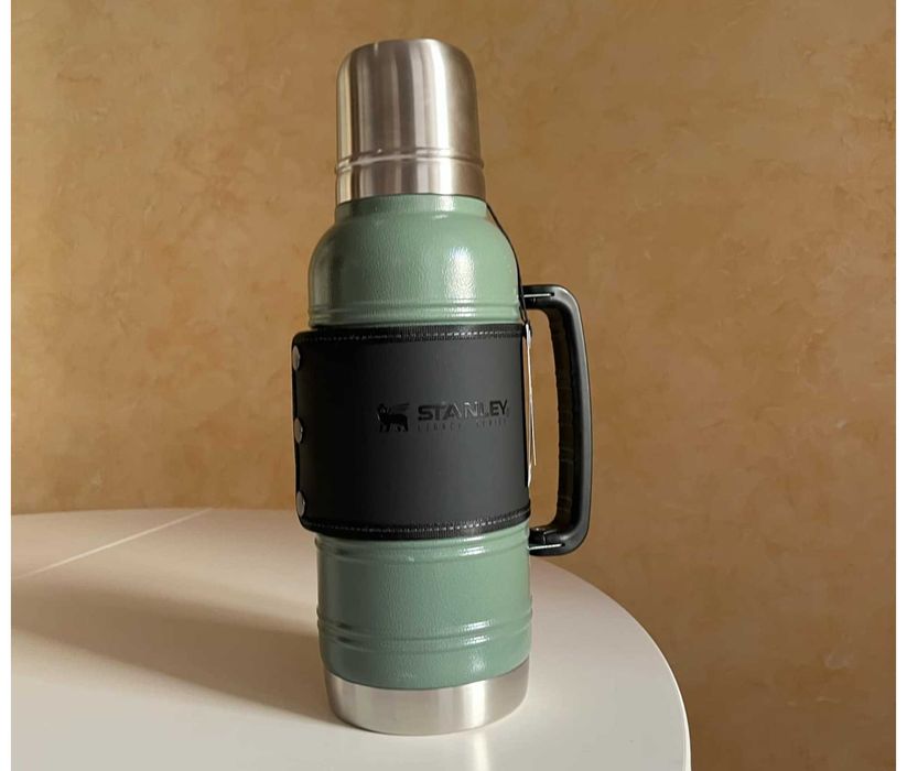 Термос Stanley Legacy Quadvac 1.4л (1.5qt)
