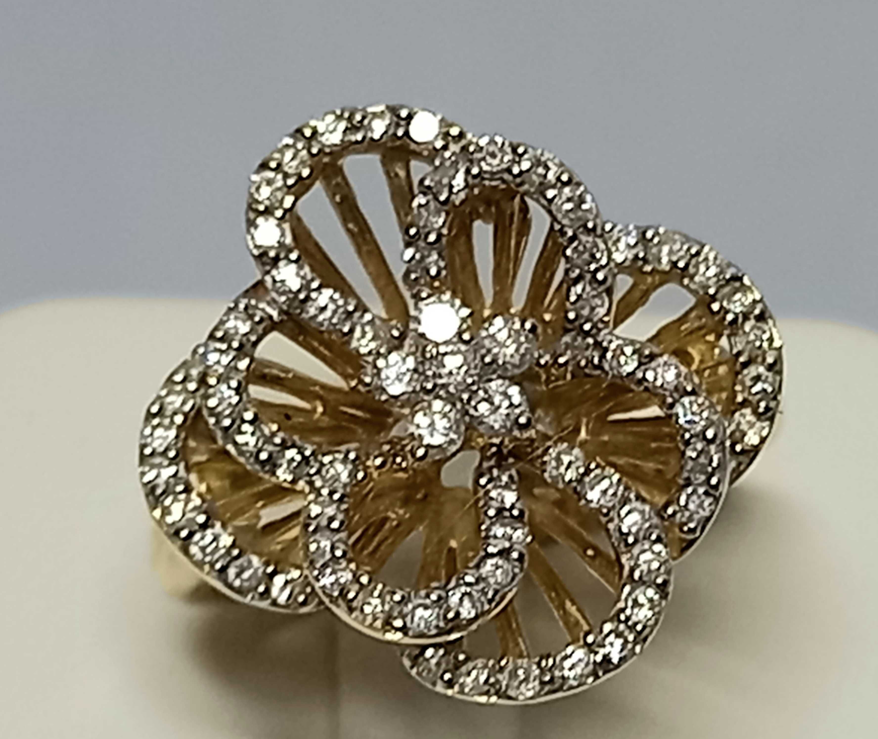 Pierścionek z diamentami, 0,45 ct, złoto 585