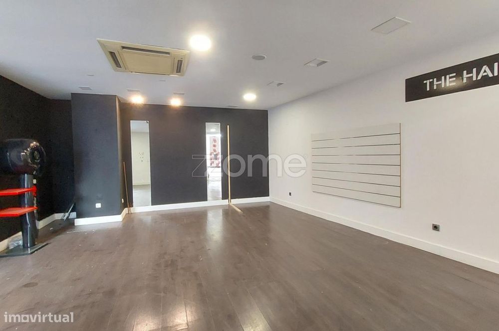 Baixa de Preço -Prédio -Comércio- Centro de Alcobaça