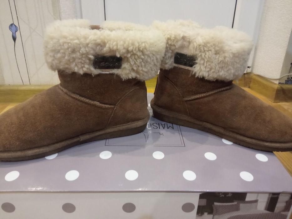 Продам женские зимние кожаные сапоги угги Bearpaw