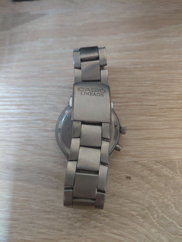 Часы наручные Casio Lineage LIN-165-1BVEF