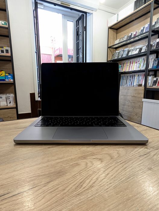Apple MacBook Pro 14" 2021 M1 Pro 16/512gb Space Gray MKGP3UA/A 1100$